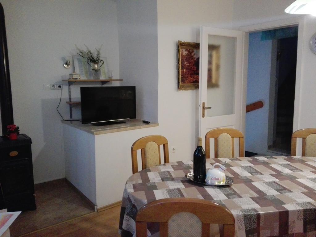 Apartman Drazin Kaštela Eksteriør billede