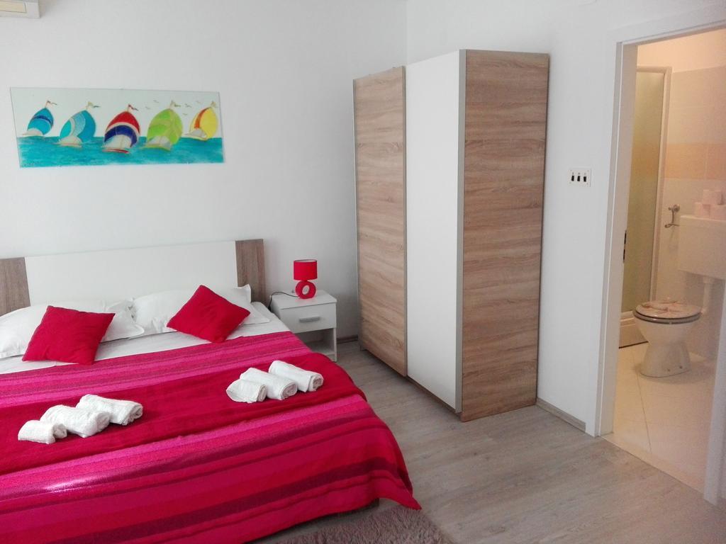 Apartman Drazin Kaštela Eksteriør billede