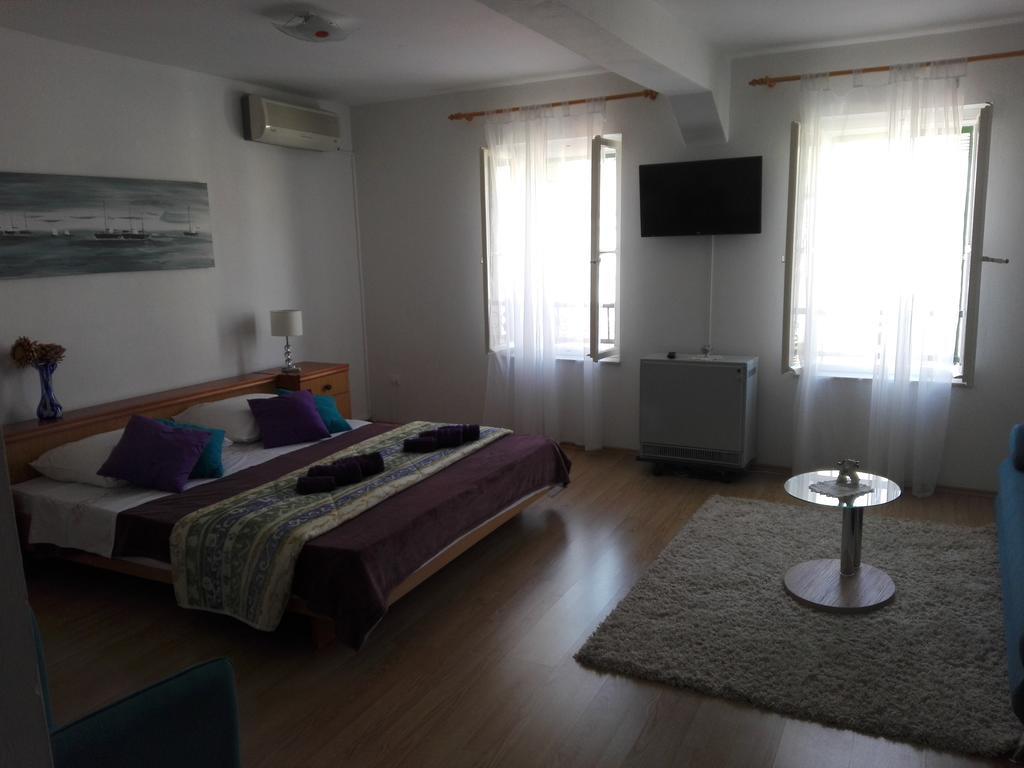 Apartman Drazin Kaštela Eksteriør billede